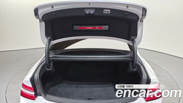 Genesis Electrified G80 2022 — Şəkil 20/20