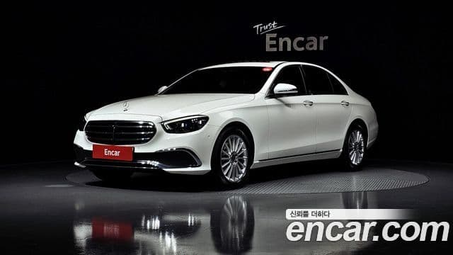 Mercedes-Benz E-Class 2020 — ფოტო 1/20