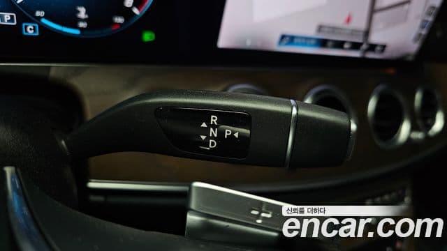 Mercedes-Benz E-Class 2020 — ფოტო 9/20