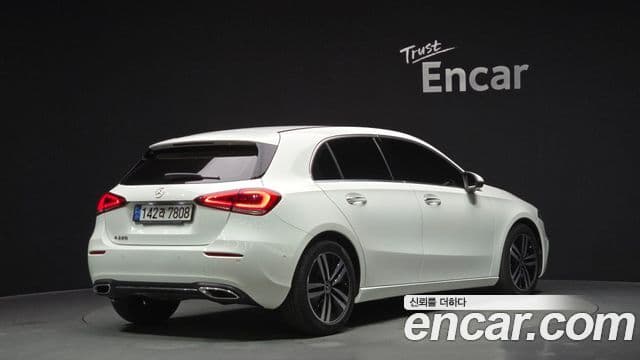 Mercedes-Benz A-Class 2022 — Фото 2/20
