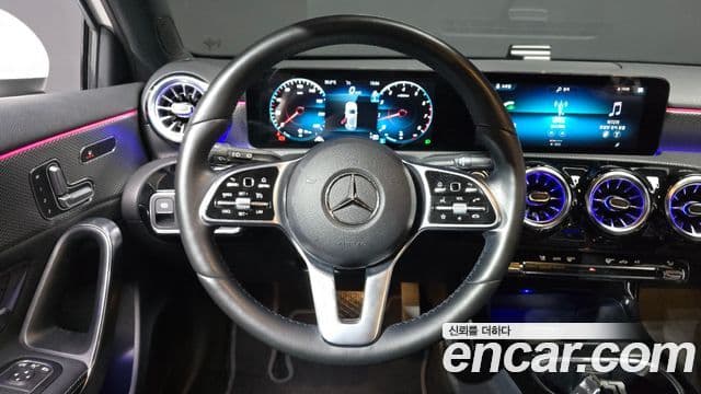 Mercedes-Benz A-Class 2022 — Фото 13/20