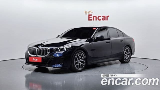 BMW 5 Series 2025 — ფოტო 1/20