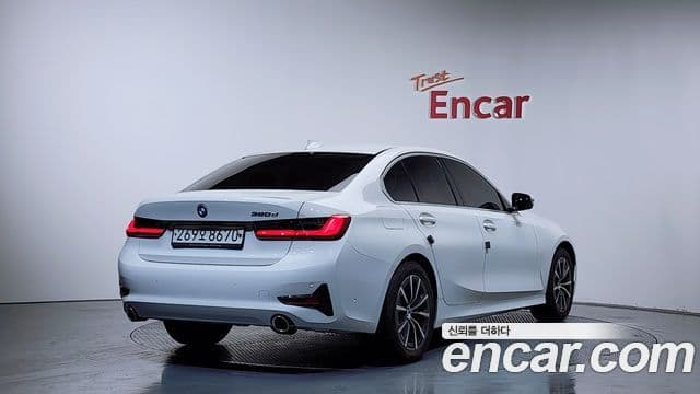 BMW 3 Series 2019 — ფოტო 2/20