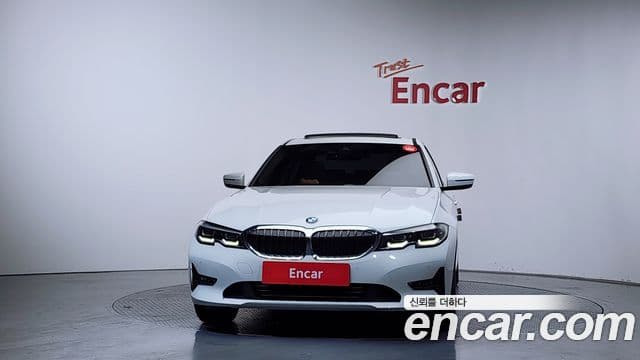 BMW 3 Series 2019 — ფოტო 3/20