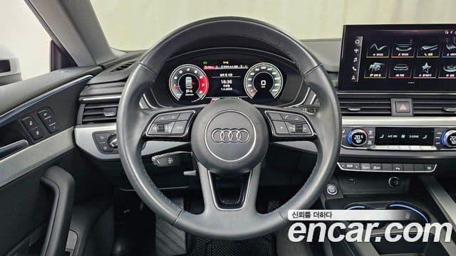 Audi A5 2021 — ფოტო 13/20