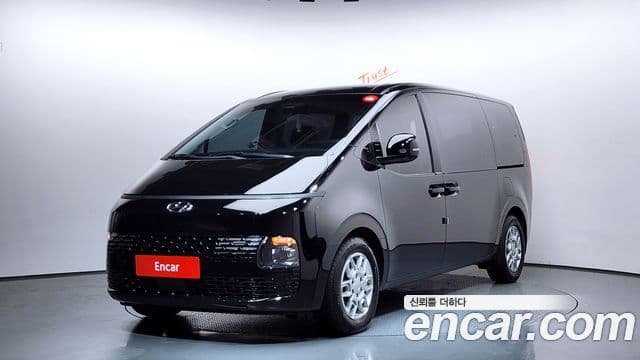 Hyundai Staria 2021 — Фото 1/20