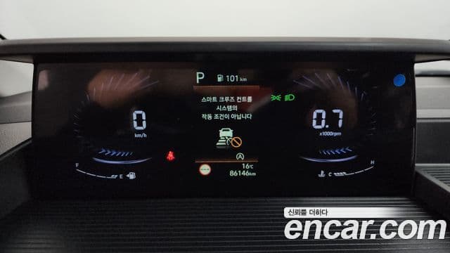 Hyundai Staria 2021 — Фото 8/20