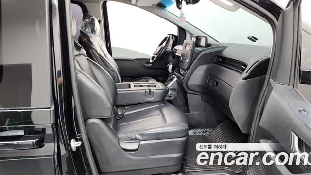 Hyundai Staria 2021 — Фото 11/20
