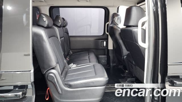 Hyundai Staria 2021 — Фото 12/20