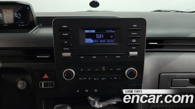 Hyundai Staria 2021 — Фото 17/20