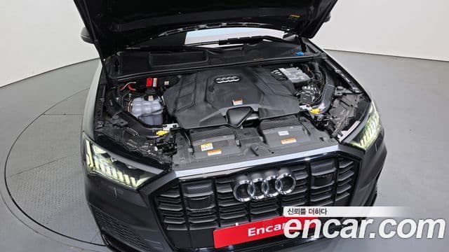 Audi Q7 2022 — ფოტო 10/20