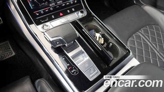 Audi Q7 2022 — ფოტო 12/20