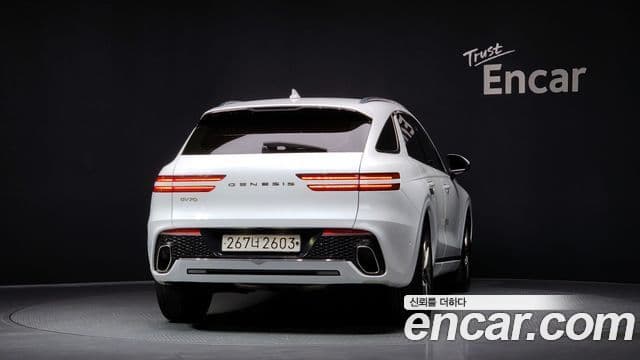 Genesis GV70 2022 — ფოტო 3/20