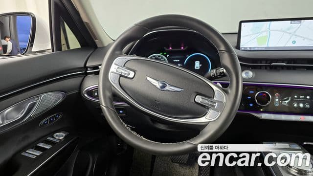 Genesis GV70 2022 — ფოტო 12/20