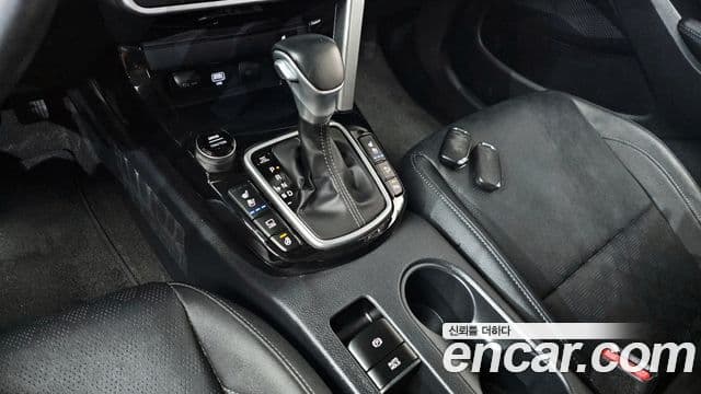 Kia Seltos 2021 — Şəkil 9/20