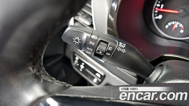 Kia Seltos 2021 — Şəkil 18/20