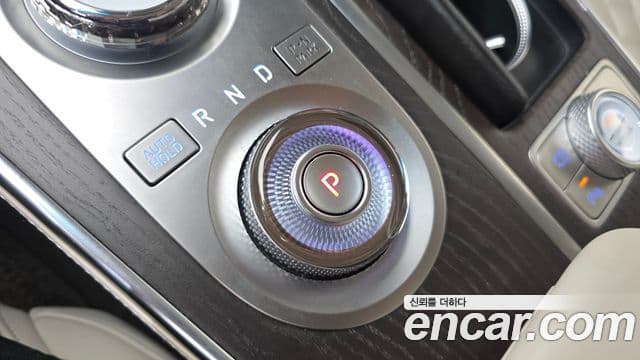 Genesis GV80 2023 — Şəkil 9/20