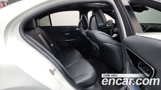 Mercedes-Benz C-Class 2023 — Şəkil 12/20