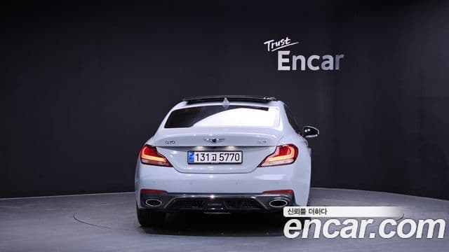 Genesis G70 2018 — ფოტო 4/20