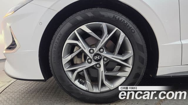 Hyundai Sonata 2019 — ფოტო 5/20