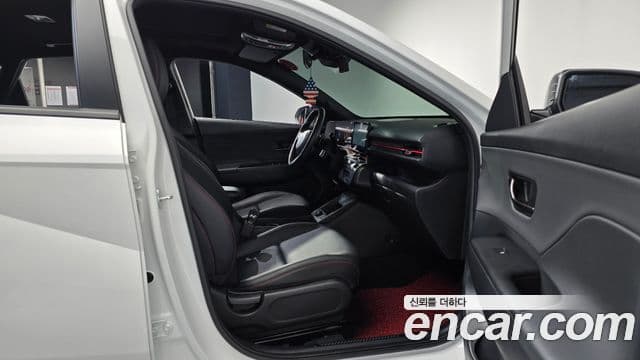 Hyundai Kona 2024 — ფოტო 11/20