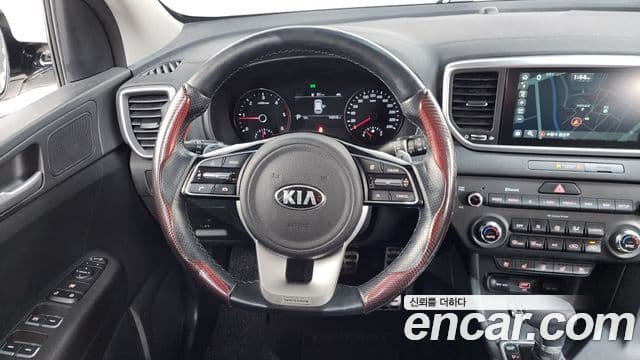 Kia Sportage The Bold 2021 — Фото 13/20