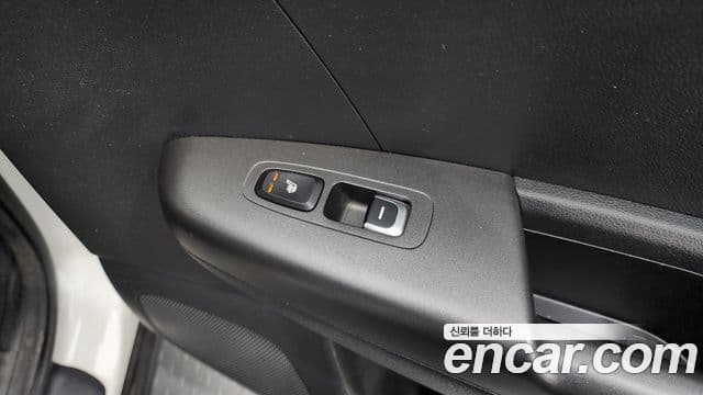Kia Sportage The Bold 2021 — Фото 18/20