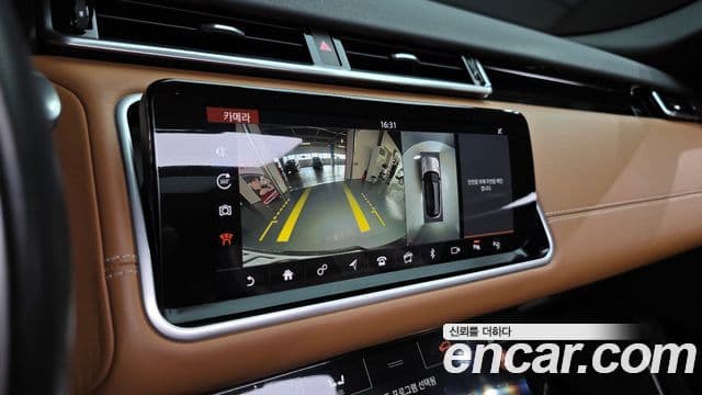 Land Rover Range Rover Velar 2019 — ფოტო 17/20