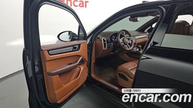 Porsche Cayenne 2022 — Şəkil 10/20