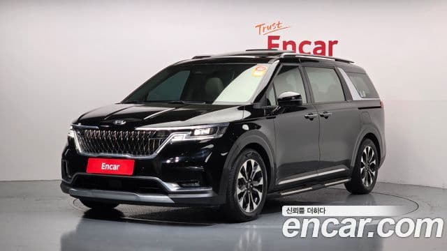 Kia Carnival 2020 — Фото 1/20