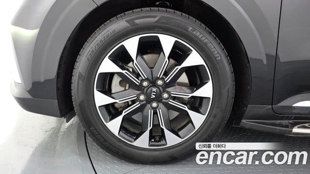 Kia Carnival 2020 — Фото 5/20