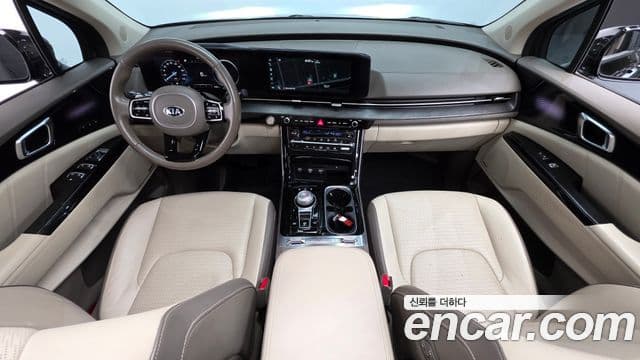 Kia Carnival 2020 — Фото 7/20