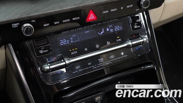 Kia Carnival 2020 — Фото 17/20