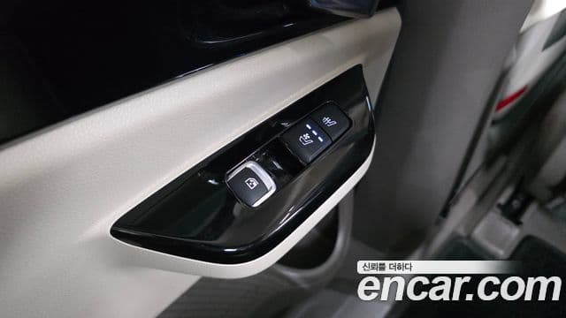 Kia Carnival 2020 — Photo 6/36