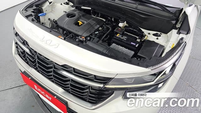 Kia Seltos 2023 — Photo 21/33