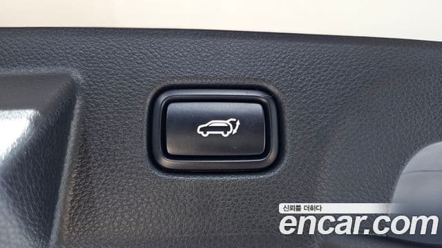 Kia Seltos 2023 — Photo 31/33