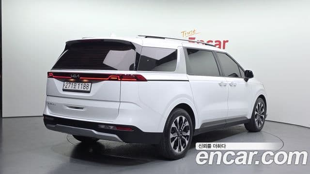 Kia Carnival 2022 — Şəkil 1/20