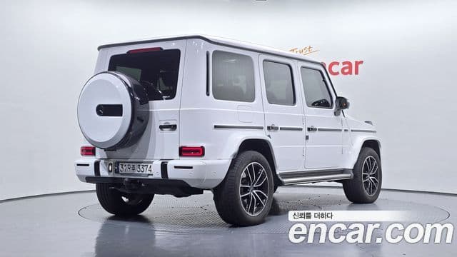 Mercedes-Benz G-Class 2023 — ფოტო 2/20