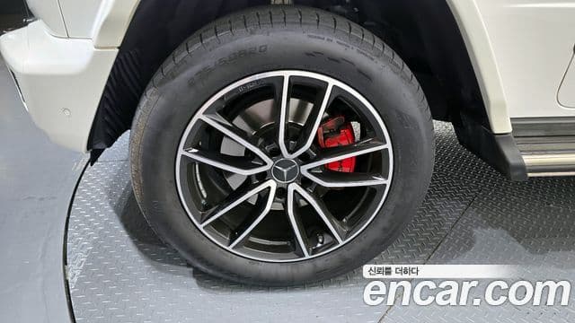 Mercedes-Benz G-Class 2023 — ფოტო 5/20