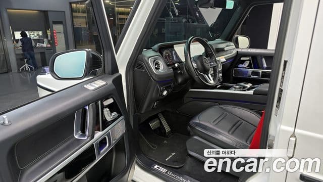 Mercedes-Benz G-Class 2023 — Şəkil 10/20