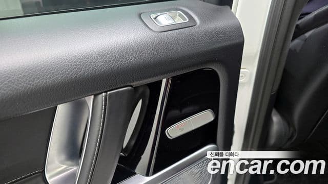 Mercedes-Benz G-Class 2023 — ფოტო 20/20