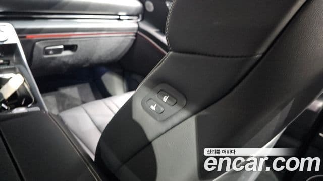 Genesis GV80 2020 — ფოტო 8/33