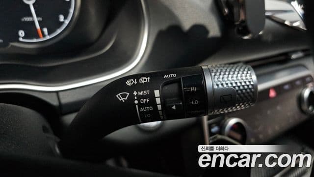 Genesis GV80 2020 — ფოტო 7/33