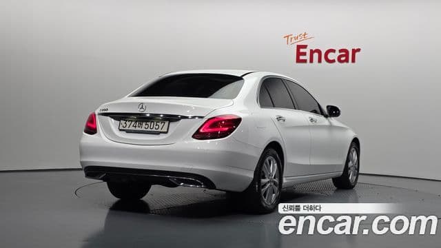 Mercedes-Benz C-Class 2020 — Фото 2/20
