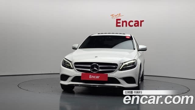 Mercedes-Benz C-Class 2020 — Фото 3/20