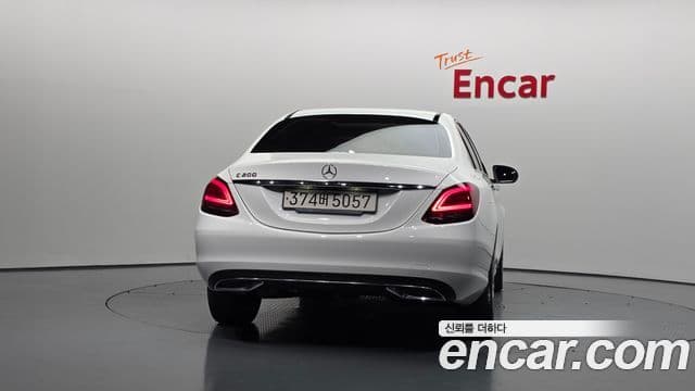 Mercedes-Benz C-Class 2020 — Фото 4/20
