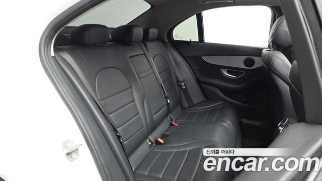Mercedes-Benz C-Class 2020 — Фото 12/20