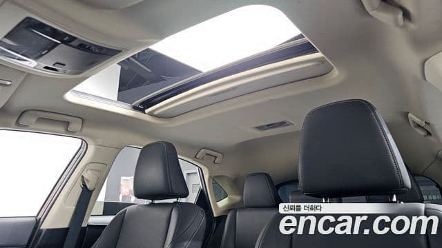Lexus NX300h 2018 — Şəkil 19/20