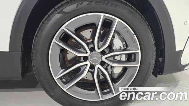 Mercedes-Benz GLB-Class 2025 — ფოტო 7/20