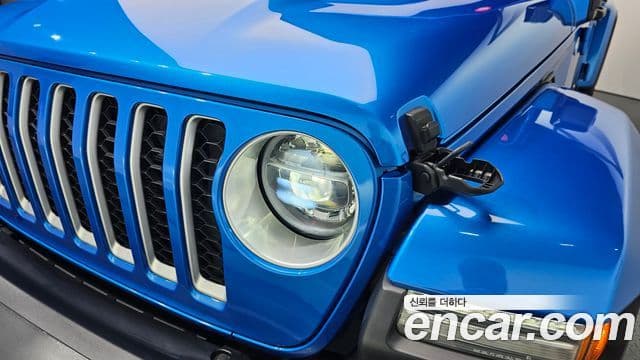 Jeep Wrangler 2021 — Photo 22/30